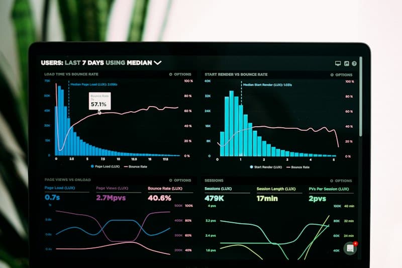 Real-Time Data Lake & Audit Pipeline